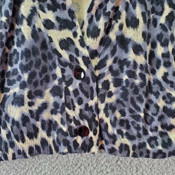 Chico's Wild Sadie Cardigan Sweater 1 Medium Black Gray Leopard Silk Angora NWT - Picture 3 of 7